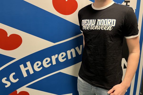 Nieuw Noord Wapen van Heerenveen T-shirt (zwart) - Afbeelding 2