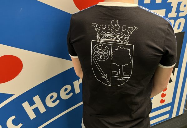 Nieuw Noord Wapen van Heerenveen T-shirt (zwart) - Afbeelding 3
